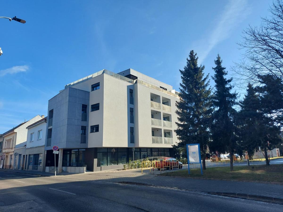 Subarx Centrum Nitra Exterior foto